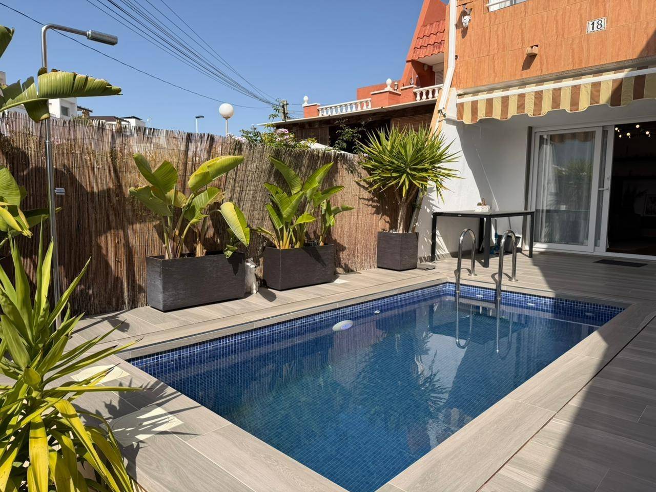 Street-facing front of villa in Los Frutales residential area, Torrevieja