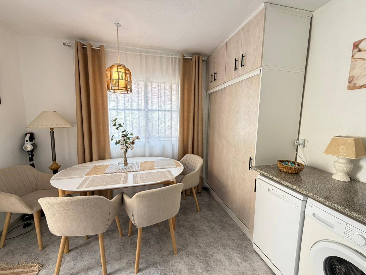 Kitchen in 3-bedroom villa, Los Frutales, Torrevieja