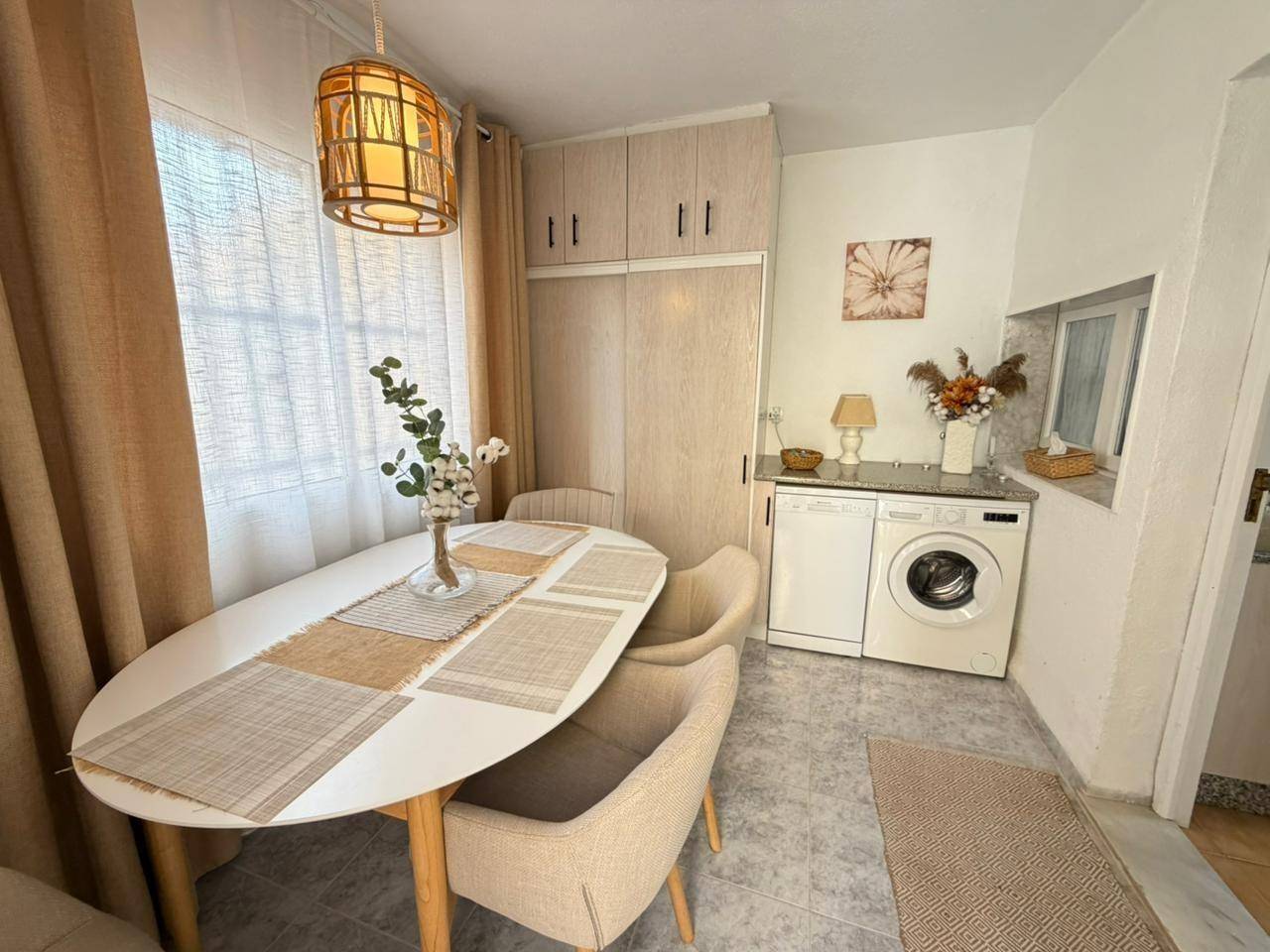 Dining area in 3-bedroom villa, Los Frutales, Torrevieja