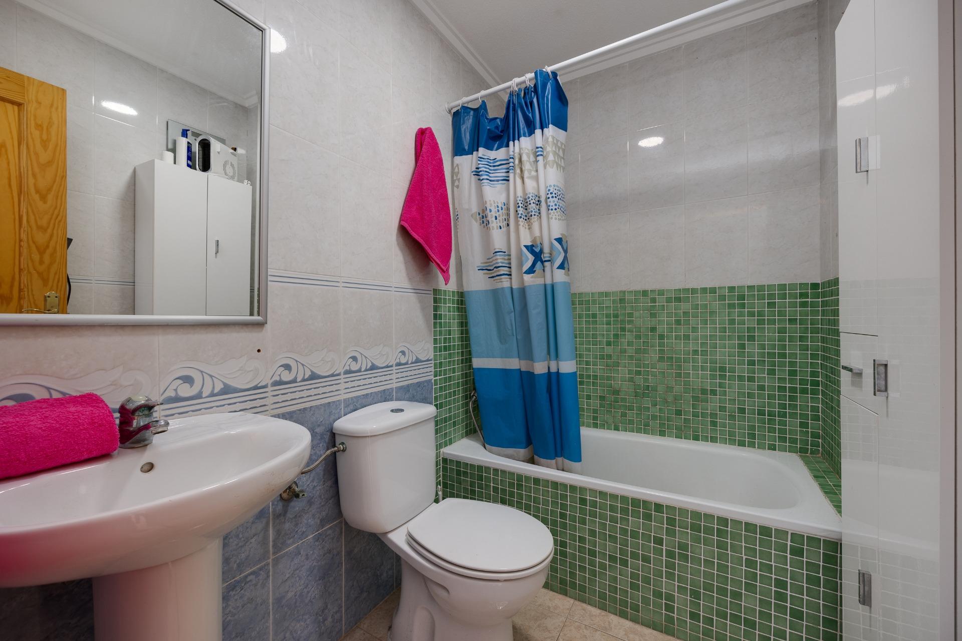 Built-in wardrobes in sleeping area, penthouse, Playa del Cura