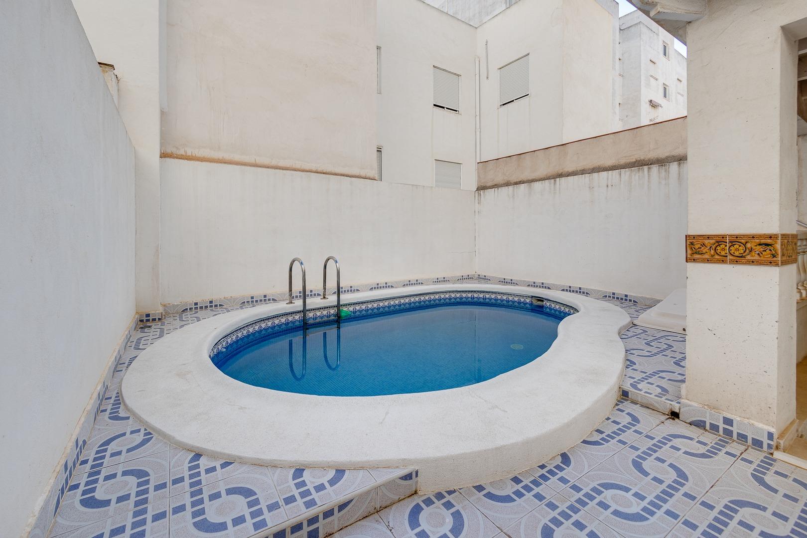 Building communal entrance with lift, Playa del Cura, Torrevieja