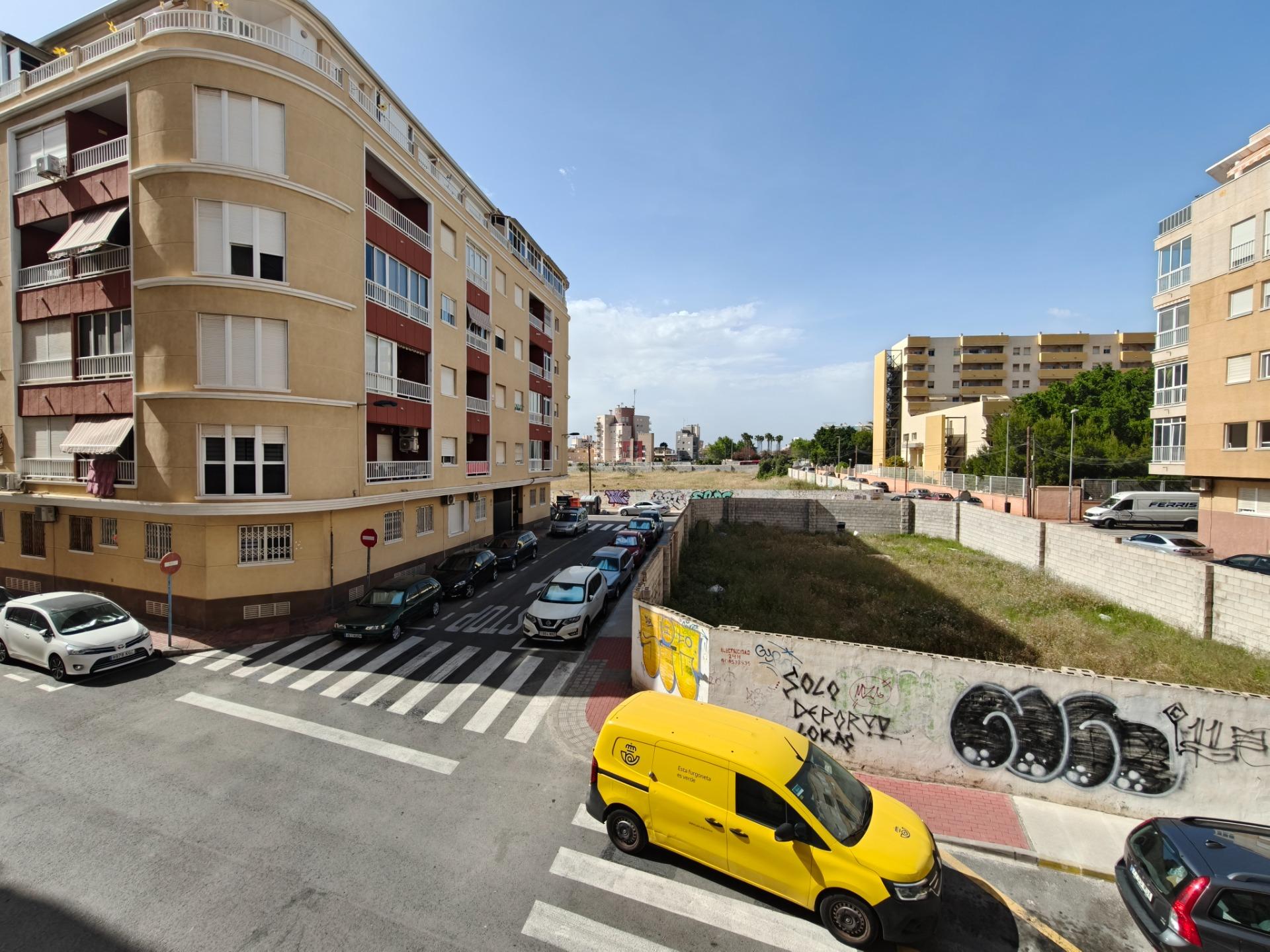 Main bedroom in 2-bedroom apartment, Playa del Cura, Torrevieja